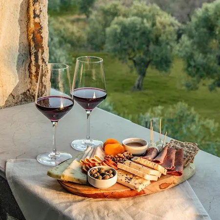 Kozbeyli Konagi 3* Yenifoca