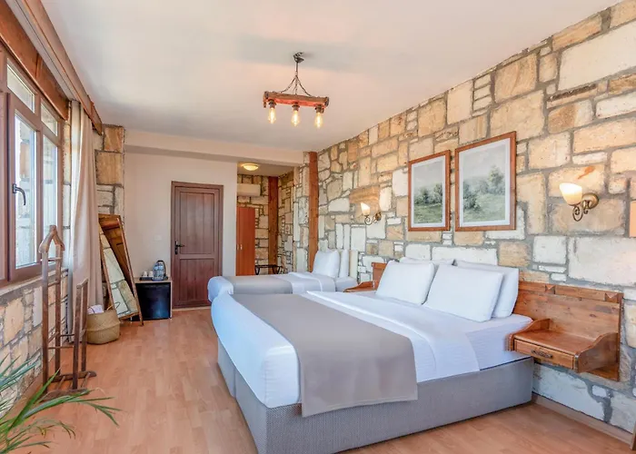 Kozbeyli Konagi Hotel Yenifoca